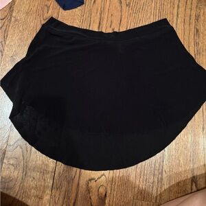 Bullet Pointe Skirt